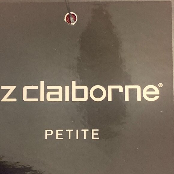 Liz Clairborne NWT Petite Medium Long Sleeve Sweater - Picture 2 of 10